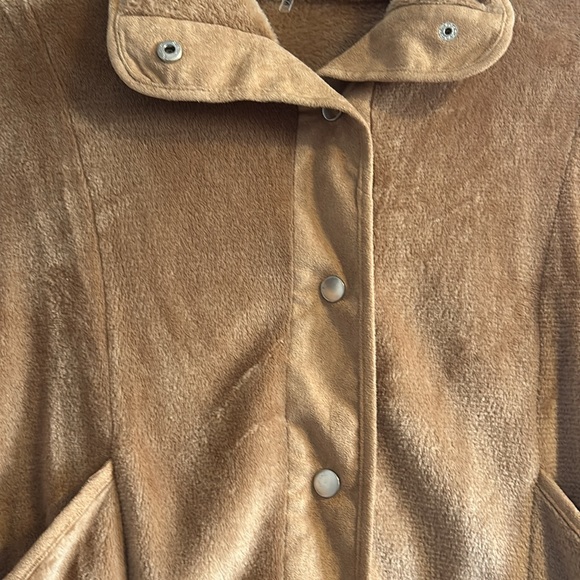 Andree by Unit fuzzy bear jacket size Small NWOT - Picture 3 of 6